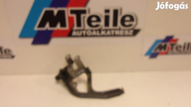 [GYÁRI BONTOTT] BMW F10/F11 JOBB OLDALI SÁRVÉDŐ TARTÓ