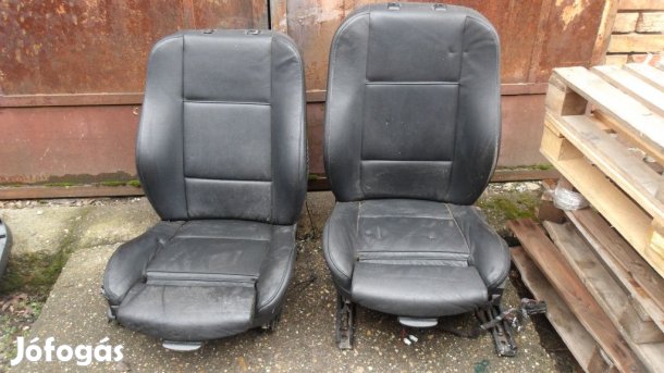 [GYÁRI BONTOTT] BMW X5 E53 BELSŐ ELSŐ ÜLÉS FEKETE BŐR COMBTÁMASZ