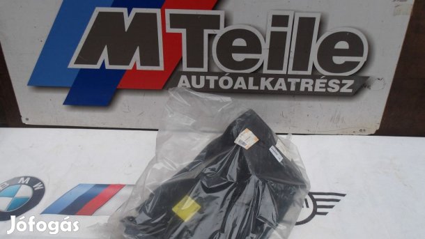 [GYÁRI ÚJ] BMW CSOMAGTÉR KÁRPIT F20/F21 7431958