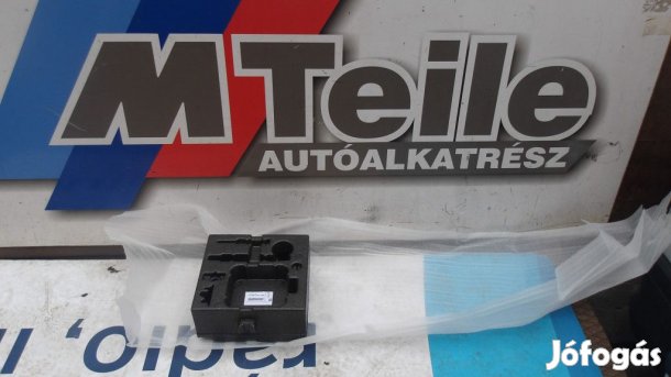 [GYÁRI ÚJ] BMW F45/F46 F39/F48  CSOMAGTARTÓ TÁROLÓ 6877572