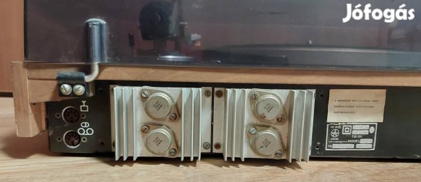 [ Elkelt ] Bakelit Vinyl lemezlejátszó Tesla Nzc 431, Lemezjátszó