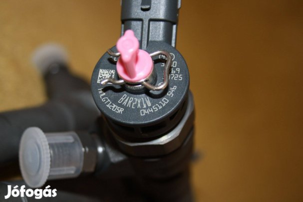 0445110546 Renault 1.6DCI Gyári Új Porlasztó 166007885R