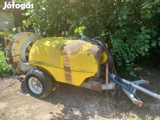 1000 literes permetező mtz traktor