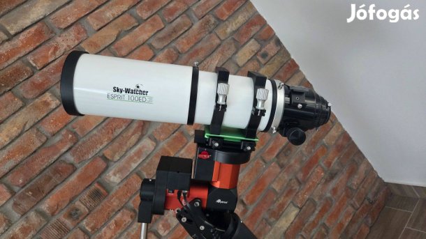 100/550 Skywatcher Esprit Triplet-APO szett alukofferben