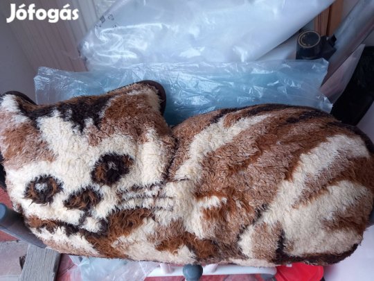 100% gyapju cica párna 60cm hossz 35 magas díszpárna