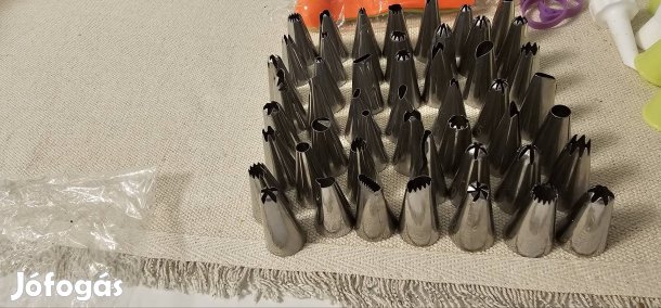 100 db ! Cukrász és konyhai eszközök 