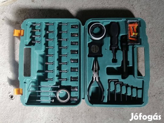 100 db-os szerszámkészlet