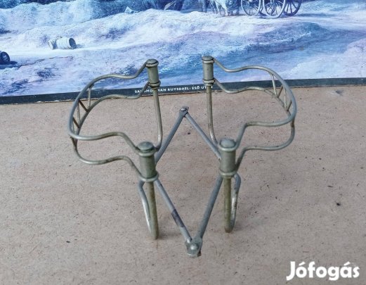 100 éves fém edénytartó