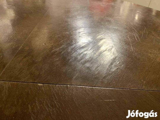 100 éves stílbútor