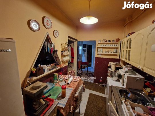 100 nm-es ház eladó Balkány