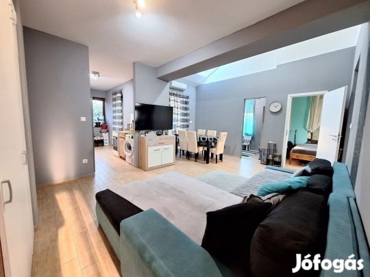 100 nm-es ház eladó Kecskemét