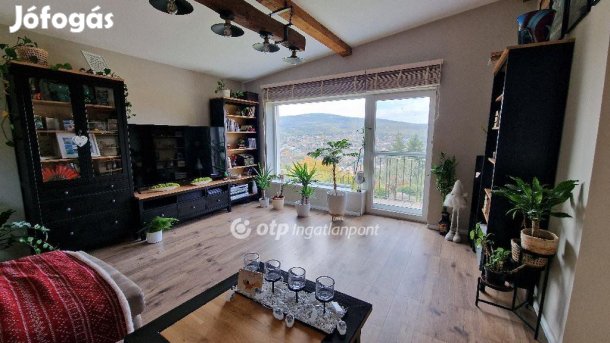 100 nm-es ház eladó Pécs