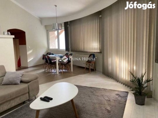 100 nm-es ház eladó Pécs