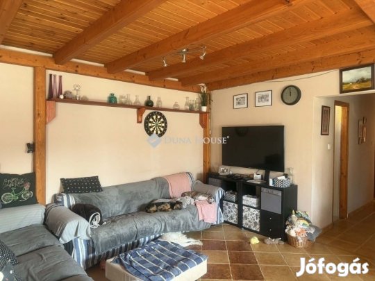 100 nm-es ház eladó Üllő