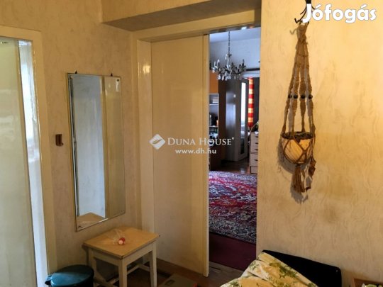 100 nm-es ház eladó Veszprém