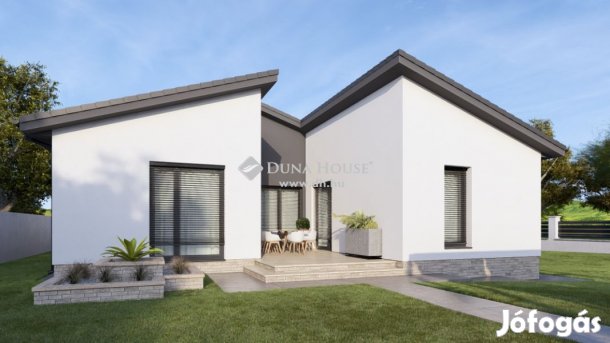 102 nm-es ház eladó Kecskemét