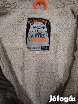104/110 es F&F kisfiú kabát, dinó mintás