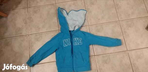 104-110-es Nike fiú felső