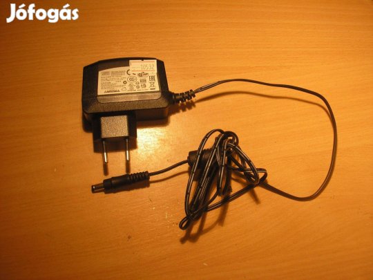 10532 TPV Philips 12V 2A 24W 5,5x2,5mm WA-12M24W monitor tápegység töl