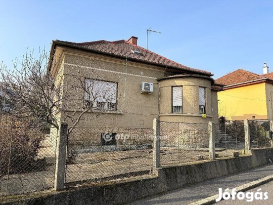 106 nm-es ház eladó Miskolc