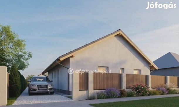 106 nm-es ház eladó Pusztaszabolcs