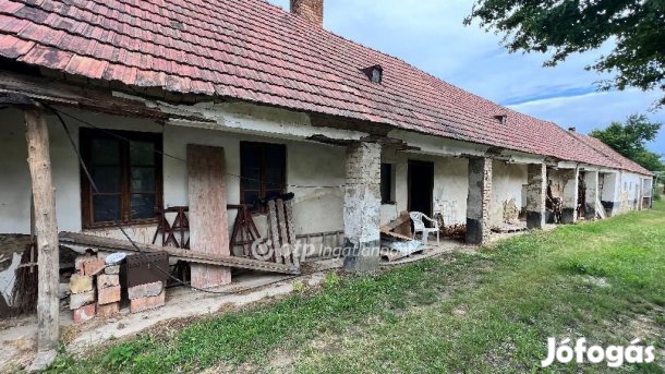 107 nm-es ház eladó Magyargencs