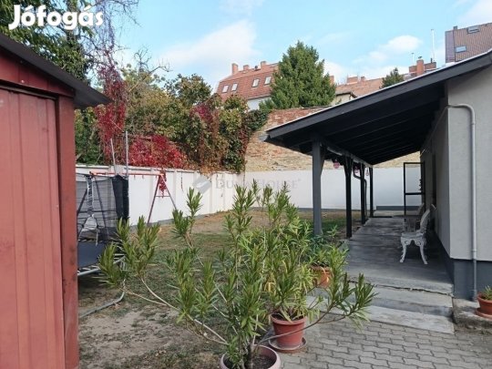 107 nm-es ház eladó Szeged