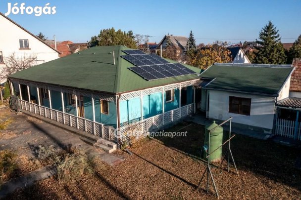108 nm-es ház eladó Dunaharaszti