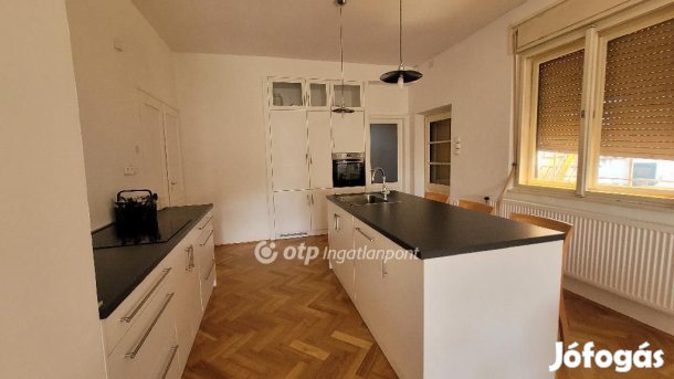 108 nm-es ház eladó Jászberény