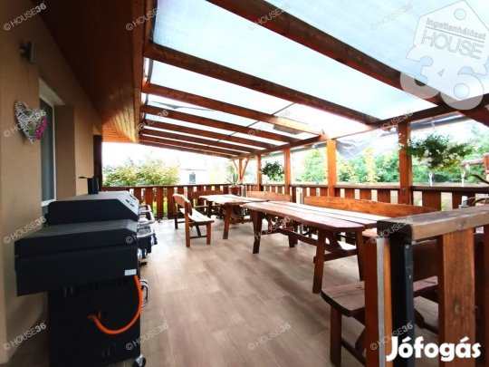 108 nm-es ház eladó Kecskemét