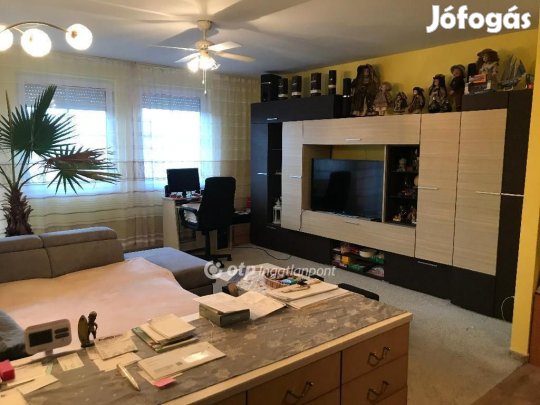 108 nm-es ház eladó Szekszárd