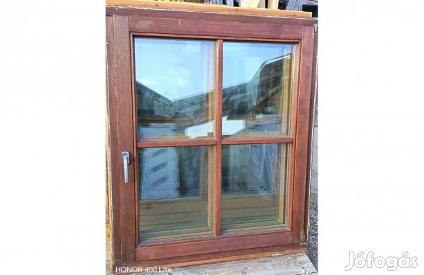 108 x 131 fa ablak szép állapotba