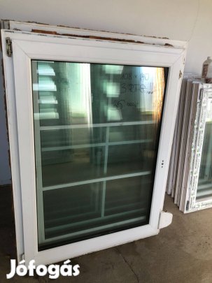 108 x 140 cm-es ablak
