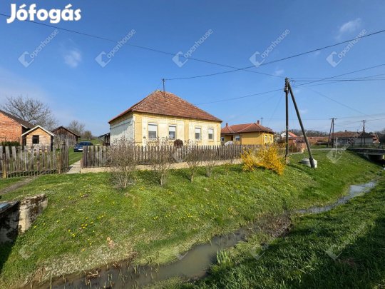 109 nm-es ház eladó Pórszombat