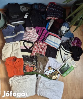 10 kg vegyes női ruha csomag - pulóver, felső, nadrág