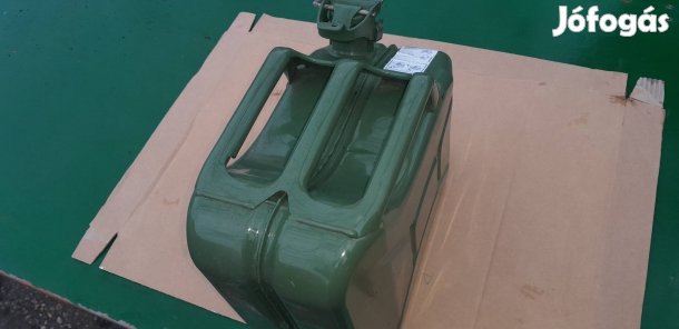 10 l. es  fém kanna 