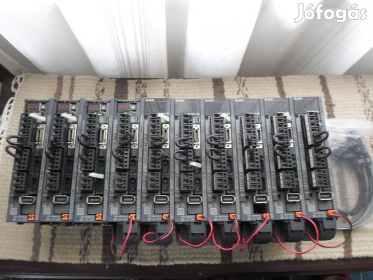 10db Mitsubishi MR-J4-20B servo motor vezérlő 200W