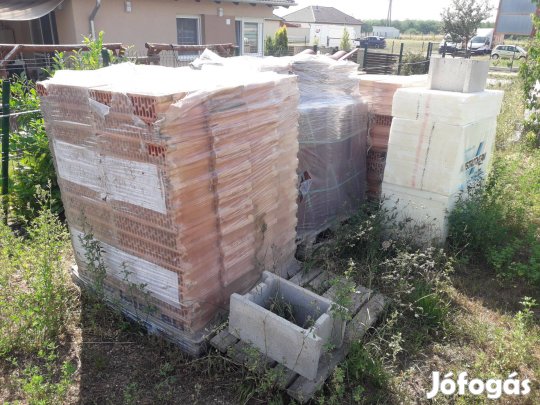 10es leier falazó tégla