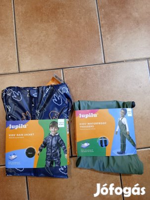 110-116-os Új fiú béleletlen esőnadrág+kabát 