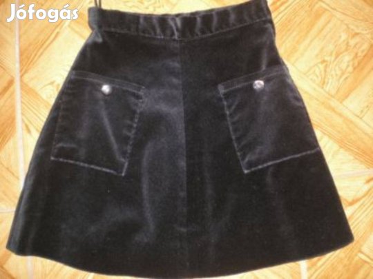 110/116-os fekete szoknya