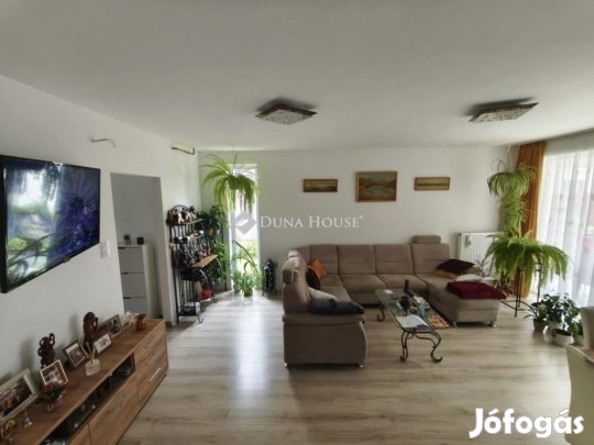 110 nm-es ház eladó Göd