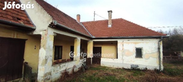 110 nm-es ház eladó Győr