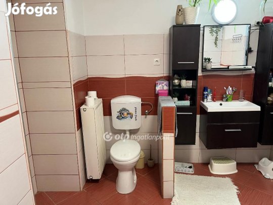 110 nm-es ház eladó Jászberény