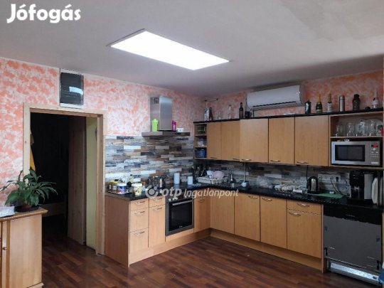 110 nm-es ház eladó Pusztaszer