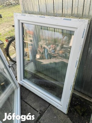 110x133 és 115x133 dupla rétegű bukó nyíló műanyag ablakok