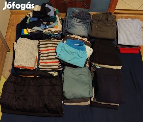 111 db-os 134 -es, 140 -es kisfiú ruha csomag