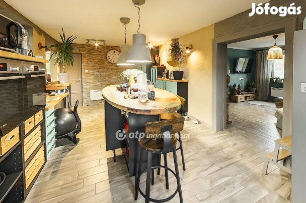 111 nm-es ház eladó Nagytálya