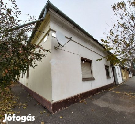 112 nm-es ház eladó Békéscsaba