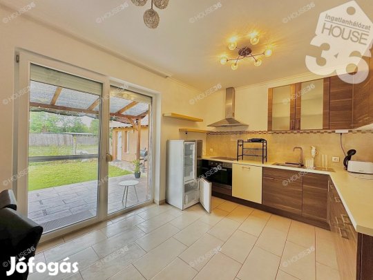 113 nm-es ház eladó Kecskemét