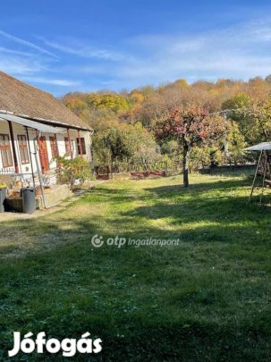 115 nm-es ház eladó Cikó